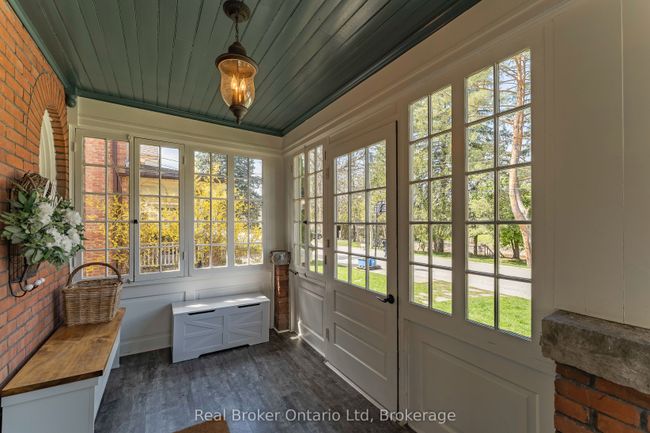 233 4 Th St E, House other with 3 bedrooms, 3 bathrooms and 4 parking in Owen Sound ON | Image 5
