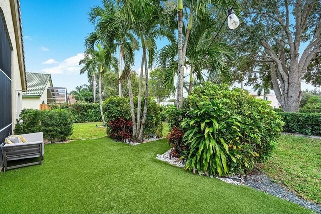 1643 Oak Berry Cir, House other with 3 bedrooms, 2 bathrooms and null parking in Wellington FL | Image 24