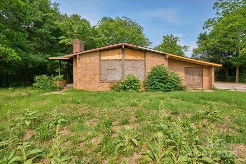 714 Pine St, Hamlet, NC, 28345-2518 | Card Image