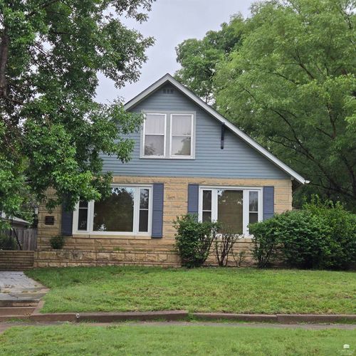 405 Ne 8th St, Abilene, KS, 67410-2129 | Card Image