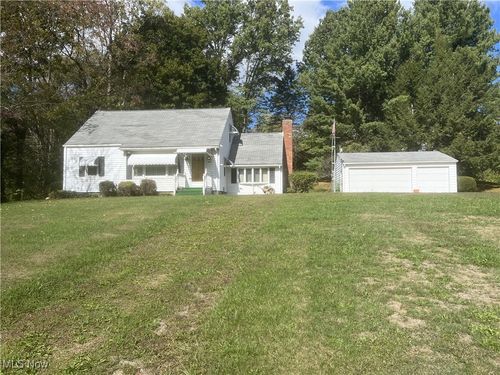 3025 Killian Rd, Uniontown, OH, 44685-9740 | Card Image