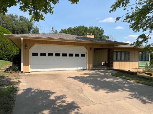 144 Greenway Rd, Arkansas City, KS, 67005-3811 | Card Image