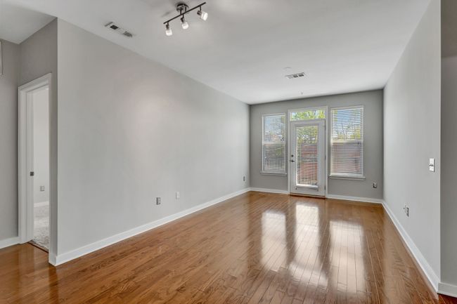APT-243 - 3000 Vanderbilt Pl, Condo with 2 bedrooms, 2 bathrooms and 2 parking in Nashville TN | Image 9