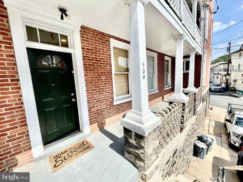 1-130 Green Ln, PHILADELPHIA, PA, 19127-1224 | Card Image