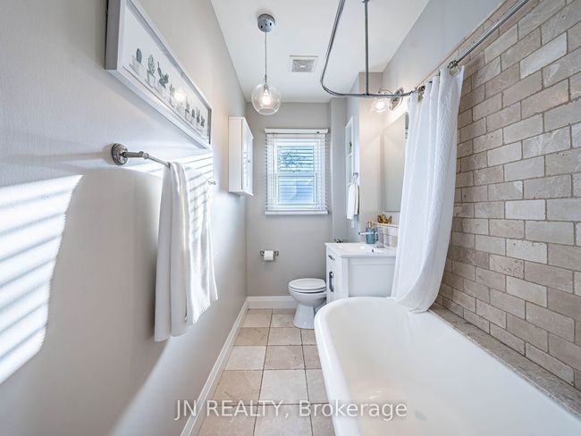 10 Roseheath Ave, House attached with 2 bedrooms, 2 bathrooms and null parking in Toronto ON | Image 31