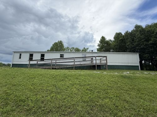 4154 Unionhill Moss Rd, Moss, TN, 38575-6228 | Card Image