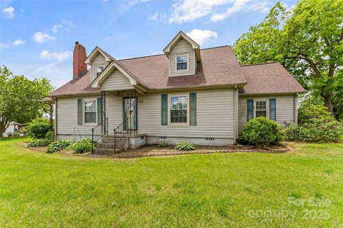 465 S Main St, Granite Falls, NC, 28630-8536 | Card Image