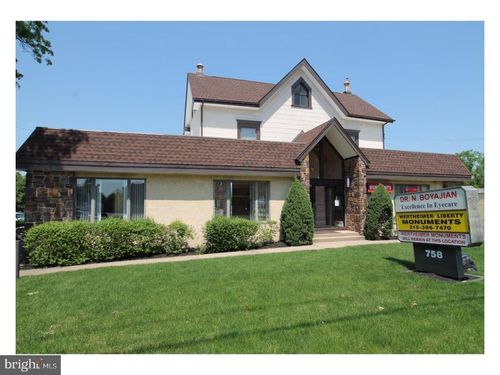 758 2nd Street Pike, SOUTHAMPTON, PA, 18966-3972 | Card Image