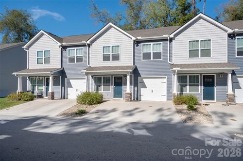 15 Virginia Commons Dr, Arden, NC, 28704-1479 | Card Image