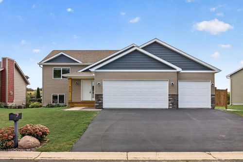 930 Meadows Blvd, Norwood Young America, MN, 55397-4517 | Card Image