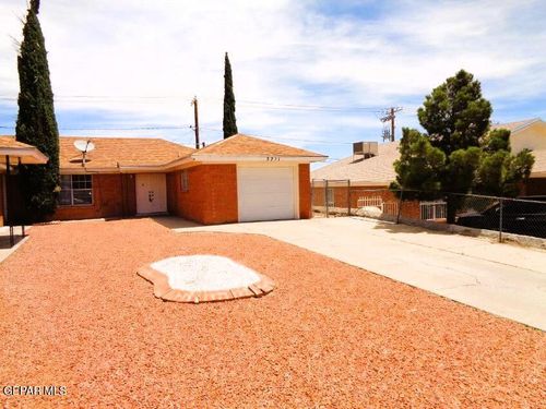 3711 Mcconnell Ave, El Paso, TX, 79904-6114 | Card Image