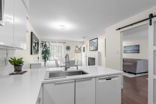 13-16318 82 Ave, Surrey, BC, V4N0N9 | Card Image