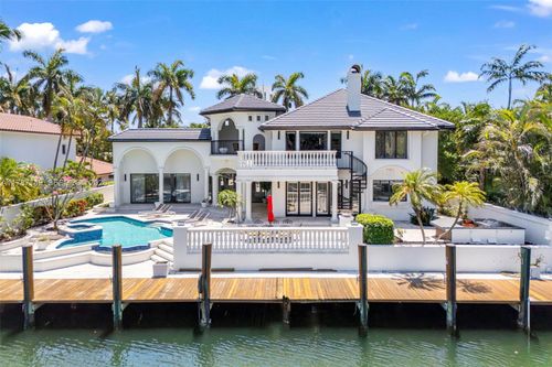 2561 Lucille Dr, Fort Lauderdale, FL, 33316-2327 | Card Image