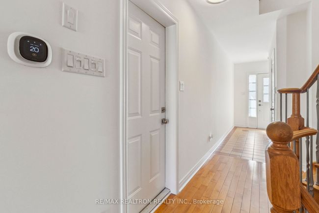 90 Maple Sugar Lane, House attached with 3 bedrooms, 3 bathrooms and 2 parking in Vaughan ON | Image 10
