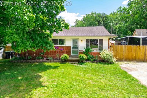 24355 Mary St, Taylor, MI, 48180-2175 | Card Image