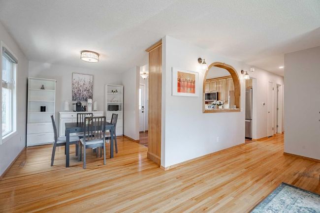 8408 Addison Dr Se, House other with 4 bedrooms, 2 bathrooms and 3 parking in Calgary AB | Image 6