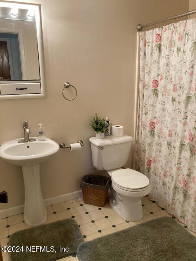 1 701 Walker Drive, For Sale in Interlachen Zoocasa