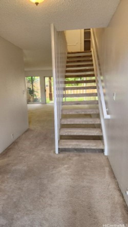 apt-802-444 Lunalilo Home Rd, Honolulu, HI, 96825-1715 | Card Image