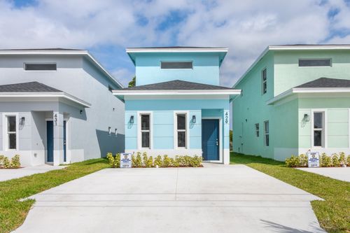 432 Nw 13th Ave, Boynton Beach, FL, 33435-3083 | Card Image