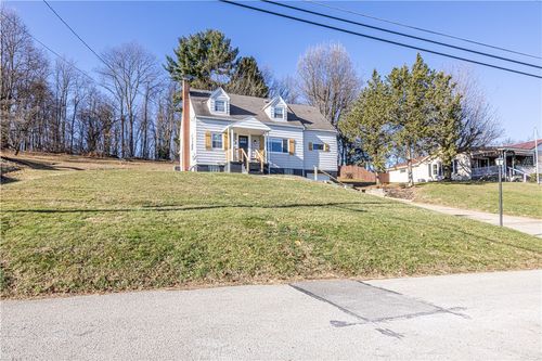 532 Beazell Rd, Rostraver Township, PA, 15012-4723 | Card Image