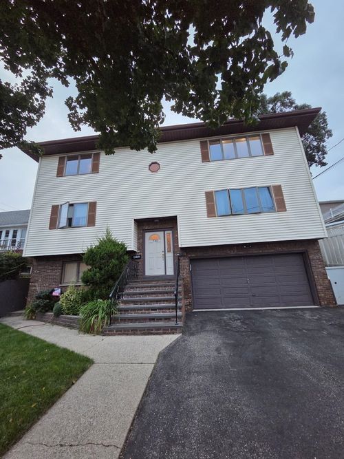 2nd-730 5th St, Carlstadt, NJ, 07072-1724 | Card Image