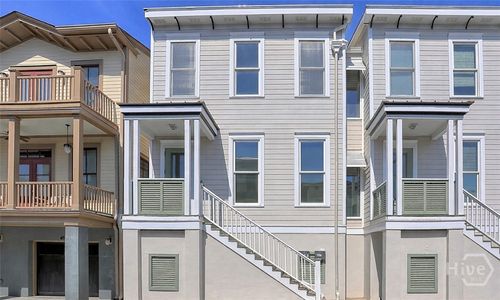 204-302 Lorch St, Savannah, GA, 31401-4986 | Card Image