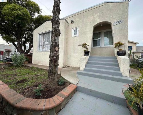 1301 60th Ave, Oakland, CA, 94621-3907 | Card Image