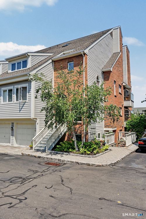 210-123 Harbor Dr, Stamford, CT, 06902-7488 | Card Image