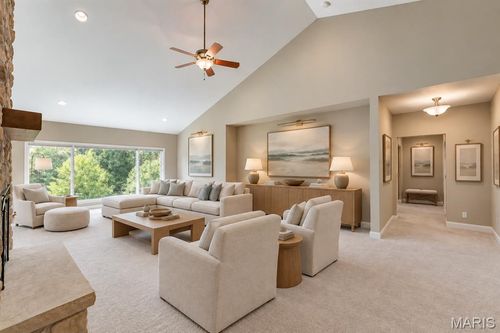 4484 Kingfisher Ct, Augusta, MO, 63332-1561 | Card Image