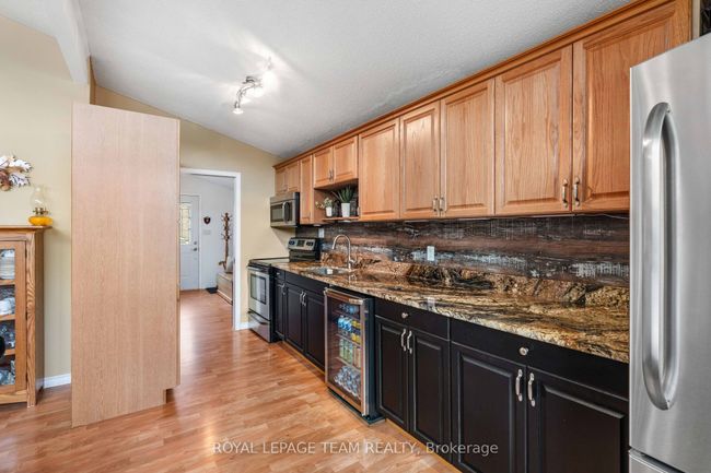 1410 Wagner Rd, House other with 3 bedrooms, 2 bathrooms and 6 parking in Sharbot Lake ON | Image 15