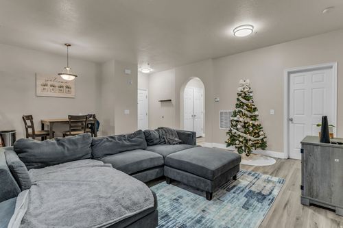 apt-2-6301 W Passenger Ln, West Jordan, UT, 84081-3718 | Card Image