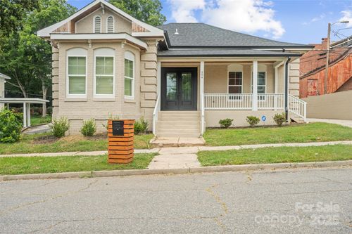 204 W Wade St, Wadesboro, NC, 28170-2139 | Card Image