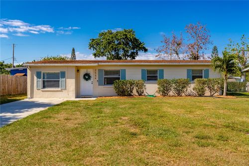 2554 3rd St Sw, Vero Beach, FL, 32962-3306 | Card Image