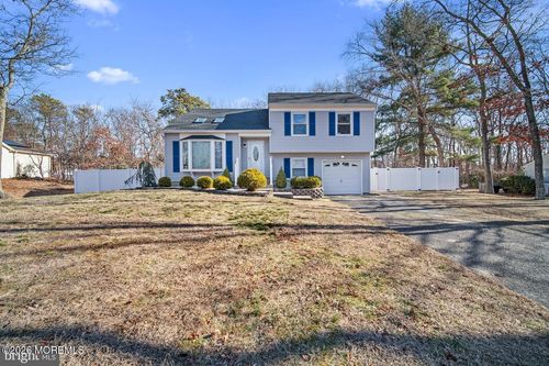 12 6th St, Barnegat, NJ, 08005-1220 | Card Image