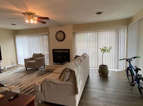 2-6586 S Poplar Woods Cir, Germantown, TN, 38138 | Card Image