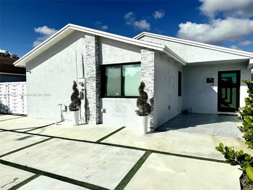 19234 Sw 121st Ct, Miami, FL, 33177-6517 | Card Image