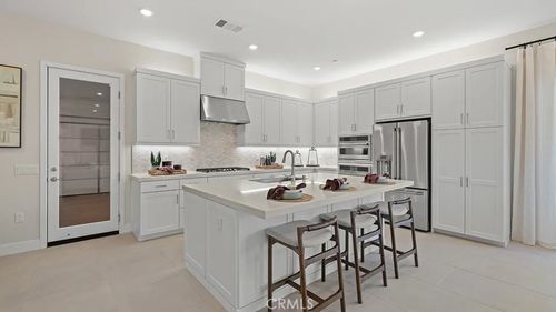 27320 Fox Den Place, Valencia, CA, 91381 | Card Image