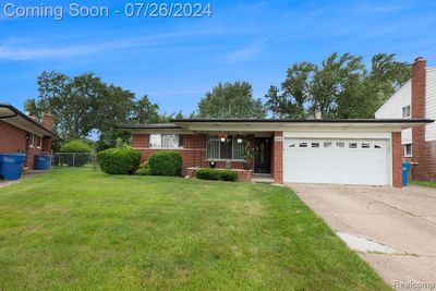 4705 Alger Street, Home with 3 bedrooms, 1 bathrooms and null parking in Warren MI | Image 1