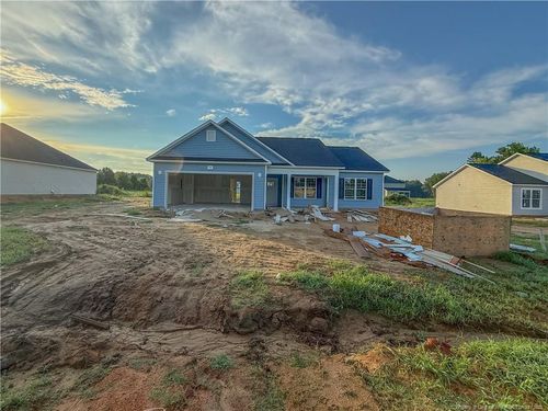 54 Commander Cir, Parkton, NC, 28371-2107 | Card Image