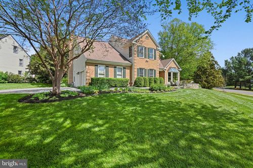 1167 Silver Beech Rd, HERNDON, VA, 20170-2329 | Card Image