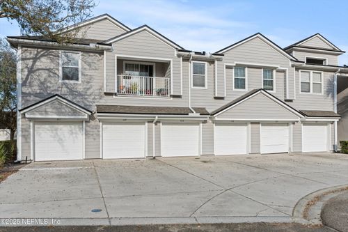 110-7043 Deer Lodge Cir, JACKSONVILLE, FL, 32256-8524 | Card Image