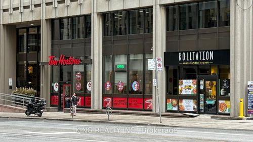 987 Bay St, Toronto, ON, M5S3C4 | Card Image