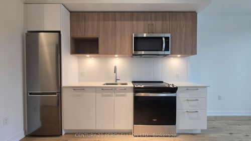 209-500 Plains Rd E, Burlington, ON, L7T2E1 | Card Image