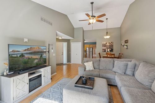 7140 Ivy Ridge Ct, Lino Lakes, MN, 55014-2700 | Card Image