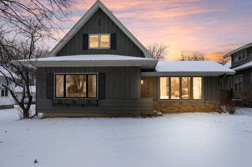 1758 W 5th St, Red Wing, MN, 55066-2007 | Card Image