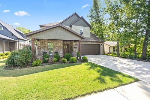 1626 S Price Ave, Fayetteville, AR, 72701-6847 | Card Image
