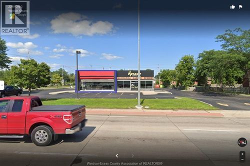 a-2240 Huron Church Rd, Windsor, ON, N9C2L7 | Card Image