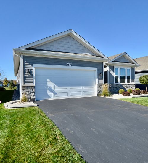 2495 Laurel Ct, Wonder Lake, IL, 60097-9567 | Card Image