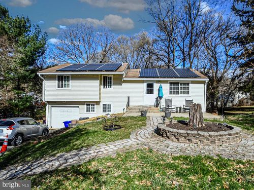 19120 Plummer Dr, GERMANTOWN, MD, 20876-1713 | Card Image