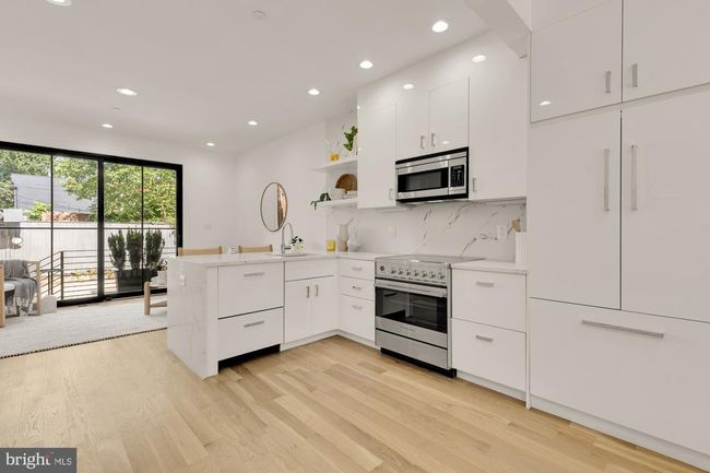 A - 1205 10 Th St Nw, Home with 4 bedrooms, 4 bathrooms and null parking in WASHINGTON DC | Image 12